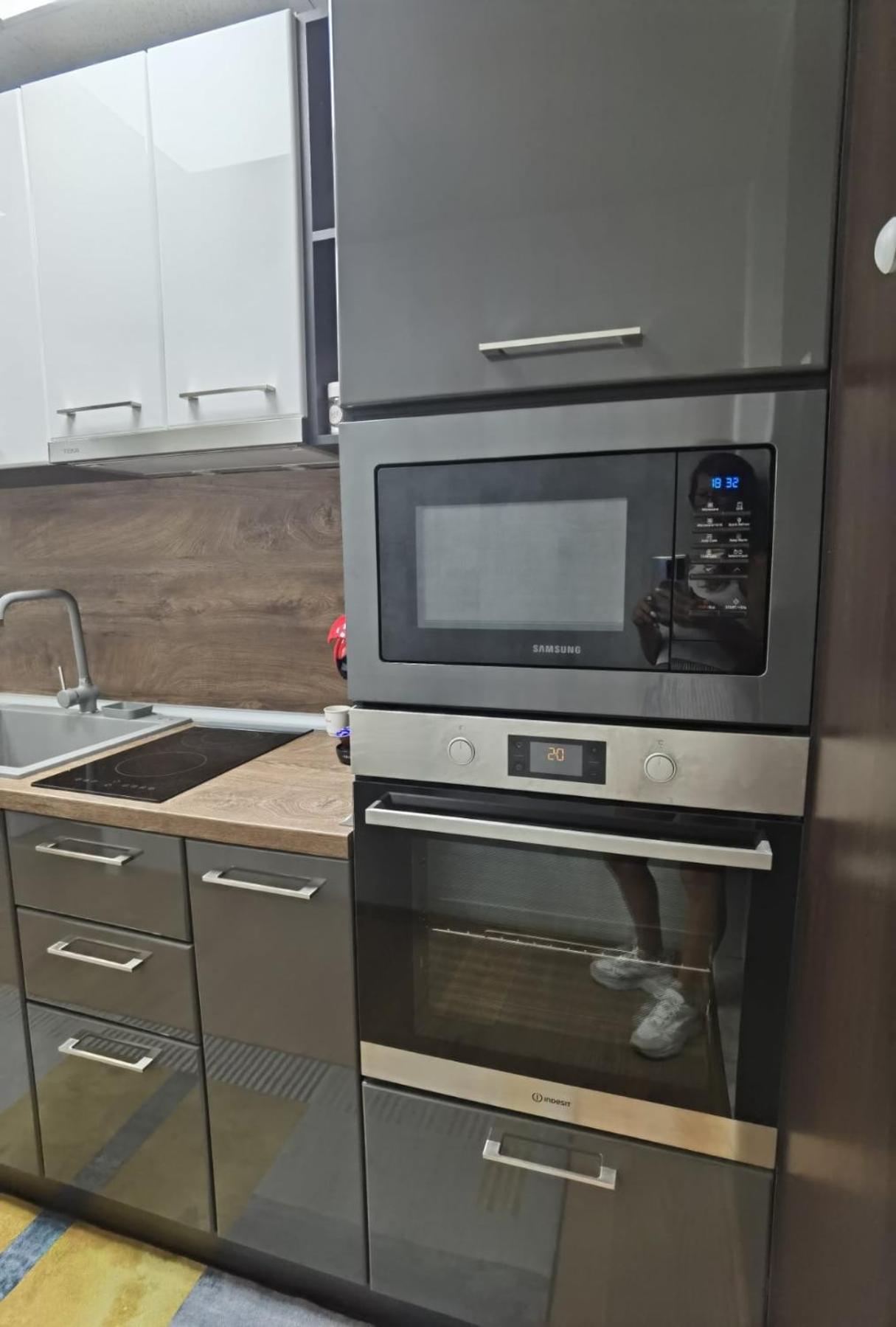 Diana Apartment ルセ エクステリア 写真