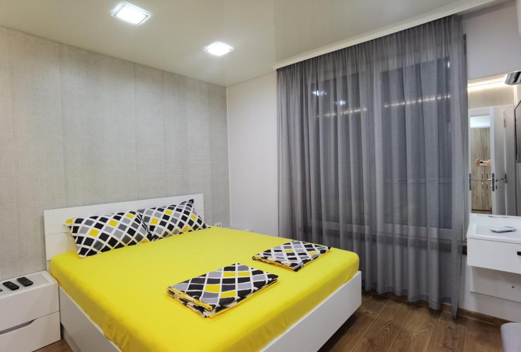 Diana Apartment ルセ エクステリア 写真